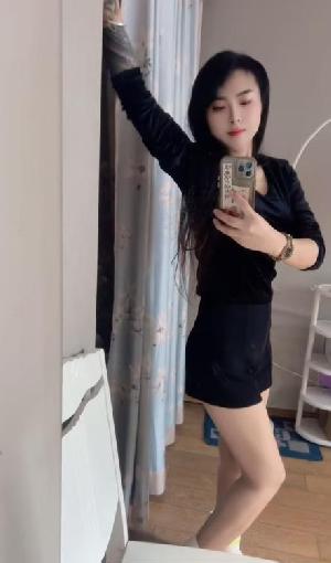 花臂娜宝