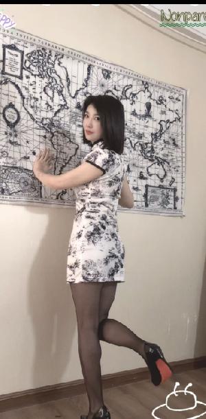 卖化妆品的小姐姐