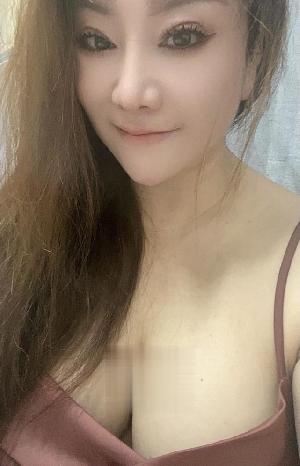 巨乳御姐欣欣