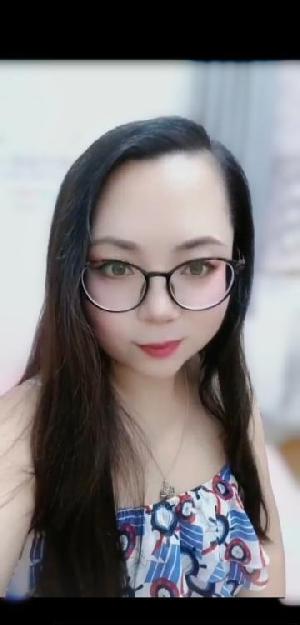 肥臀易高潮骚姐姐