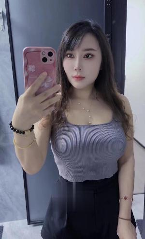 小姐姐极品身材丰满比较年轻可以约