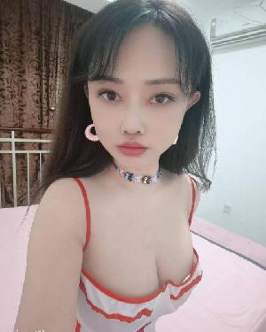 大胸馨儿