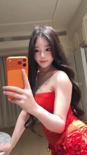大胸骚妹会日语挑逗