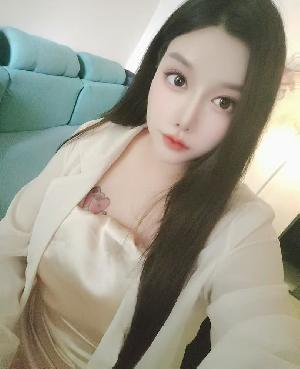 罗湖箫后欣欣