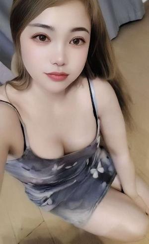丰满肉感丝滑少妇媛媛