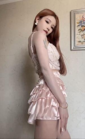 体验风骚完美身材小姐姐