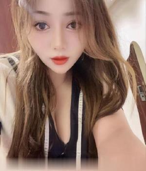 小穴粉嫩水超多干起来不让停的小姐姐