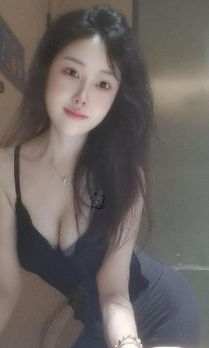 白嫩性感服务系