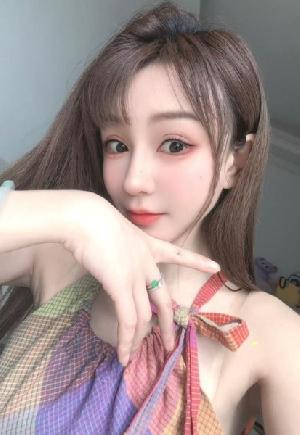 黑丝骚臀程程