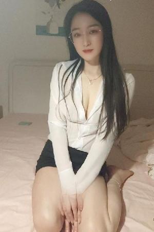 风骚大奶妹子