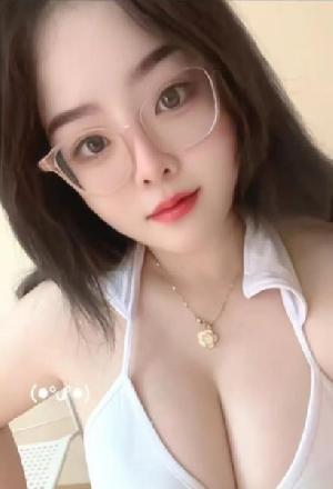 成华包时小妹糖糖