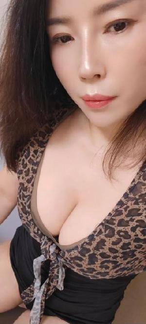 江北潮喷骚御姐