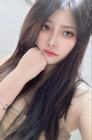 大胸萌萌老师