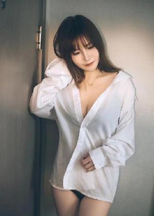 六合妍妍