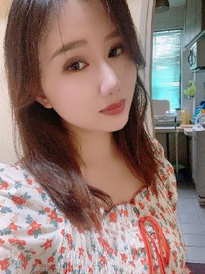 曝光制服性感兔兔
