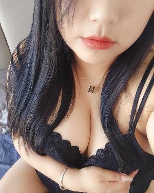 巨乳小肉包
